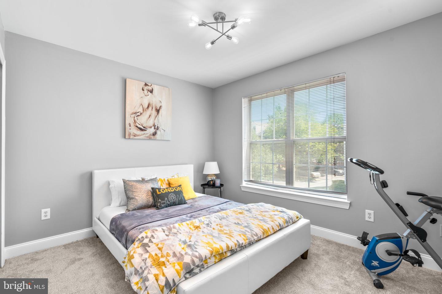 Photo 15 of 35 of 584 Orchard Ridge Dr #100 townhome