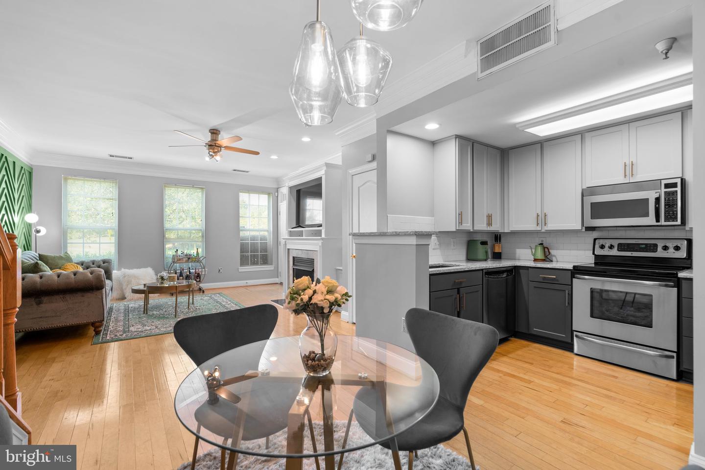 Photo 8 of 35 of 584 Orchard Ridge Dr #100 townhome