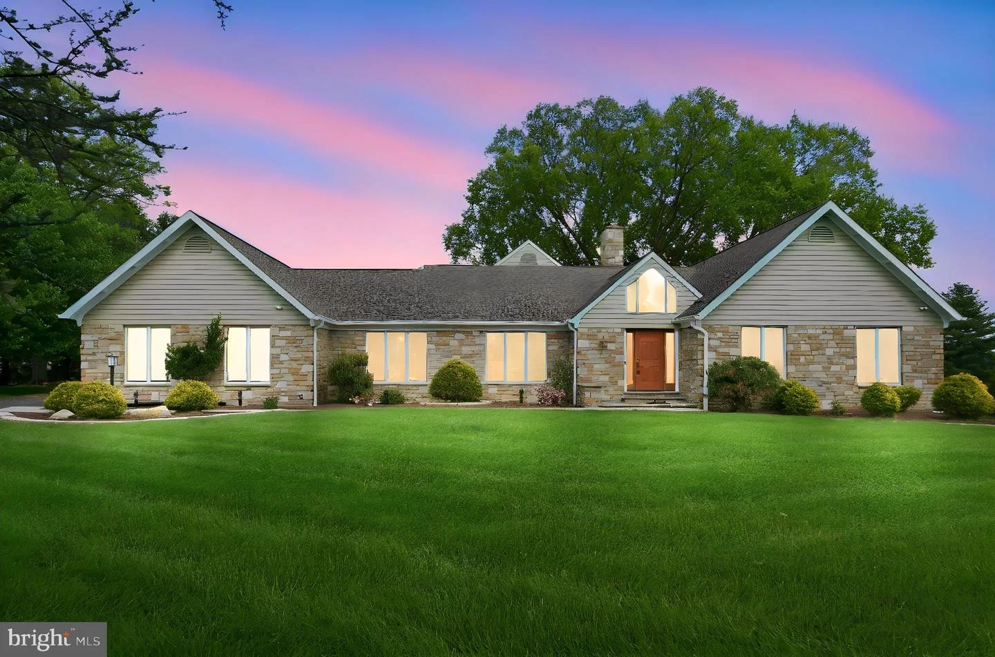 1305 Lundy Lane
