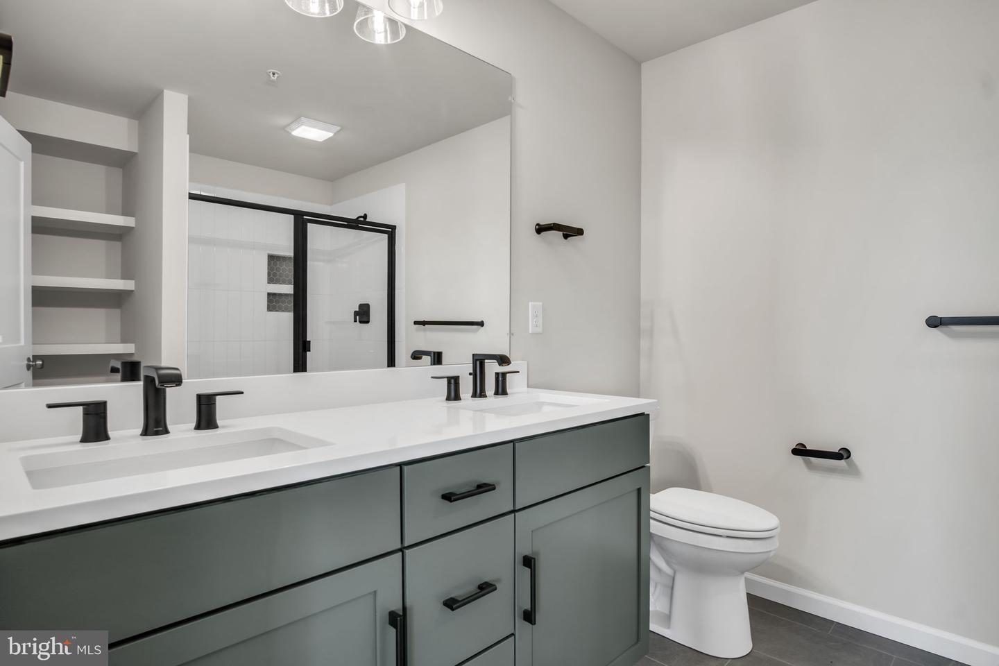 Photo 12 of 22 of 2103 S Autumn Chase Dr #002-01 townhome
