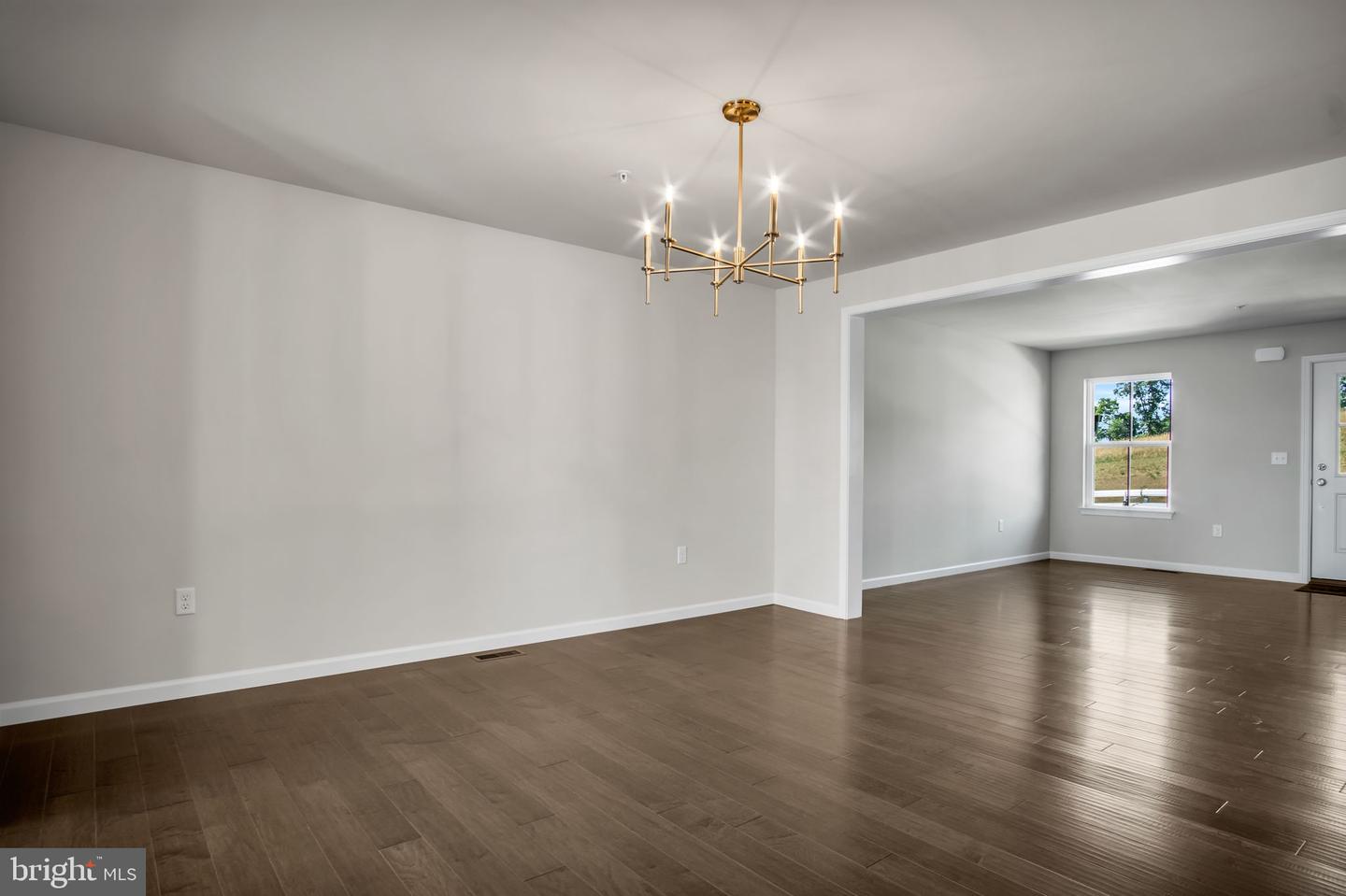 Photo 7 of 22 of 2103 S Autumn Chase Dr #002-01 townhome