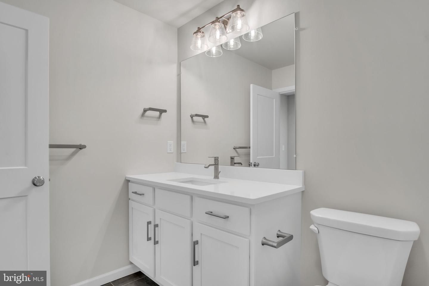 Photo 19 of 22 of 2103 S Autumn Chase Dr #002-01 townhome