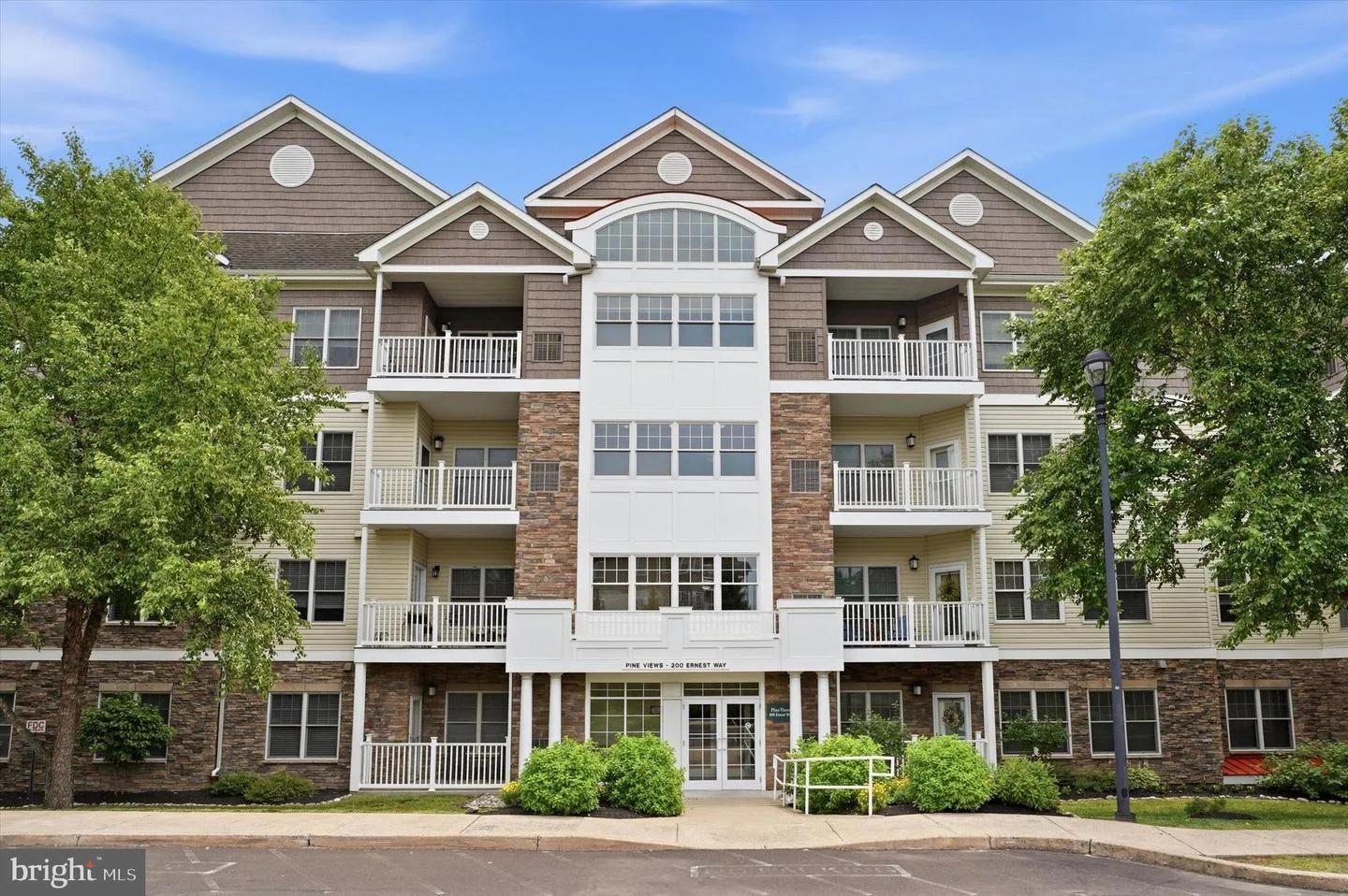 200 Ernest Way Unit 236
