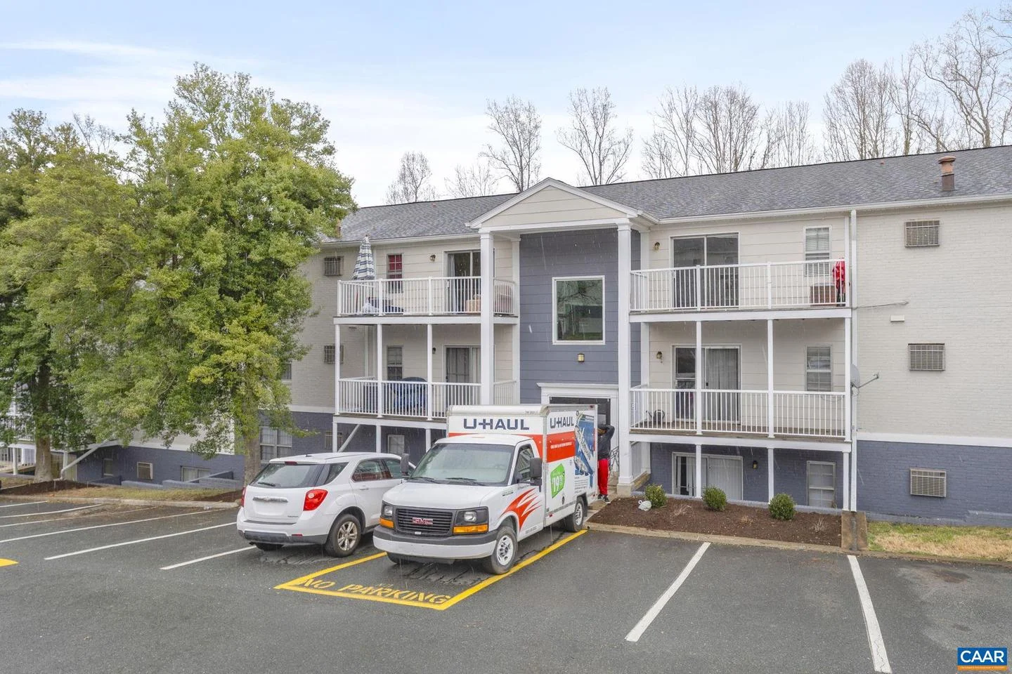 545 Burgoyne Rd Unit 5