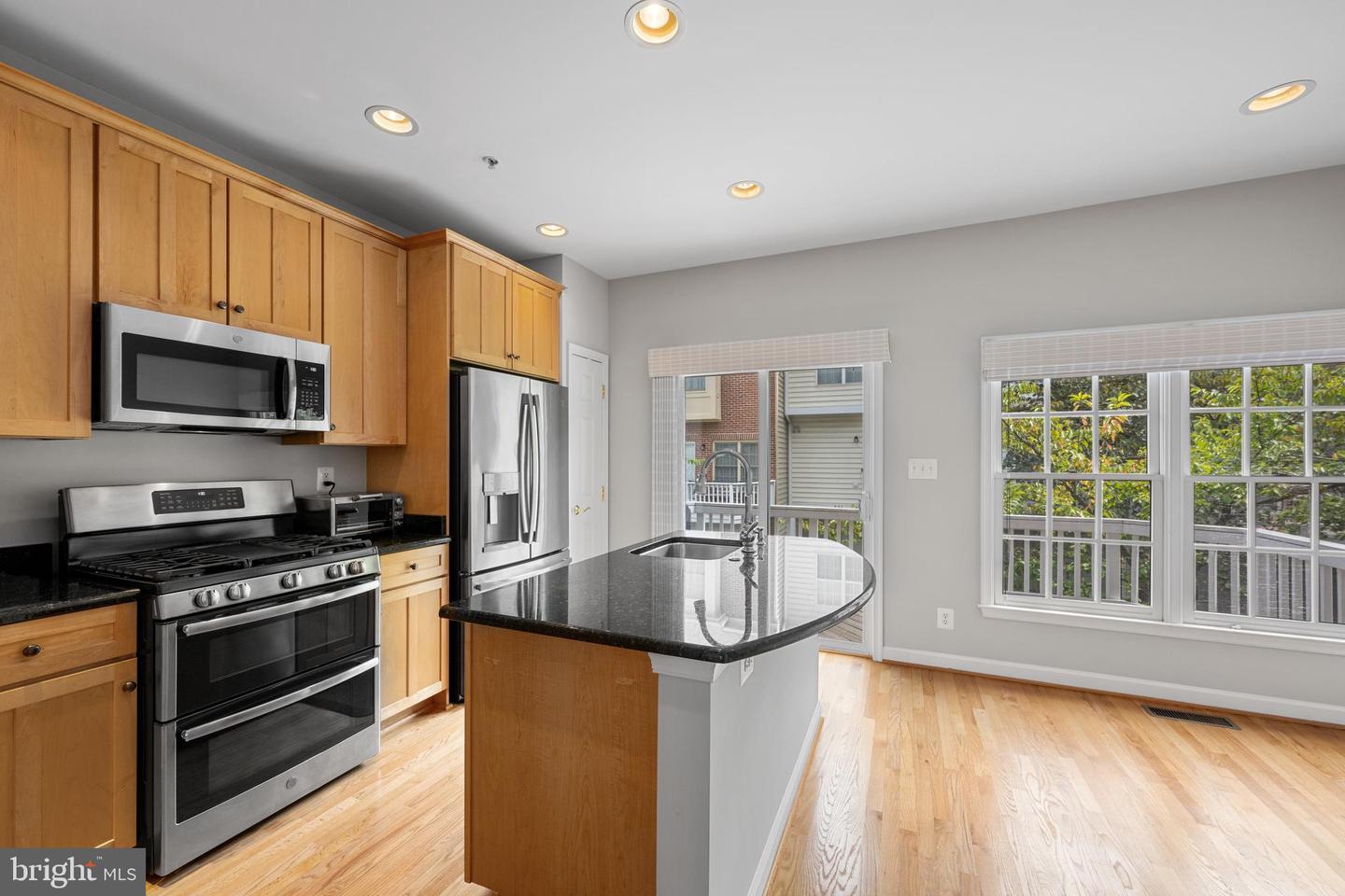 Photo 8 of 23 of 536 Casey Ln townhome