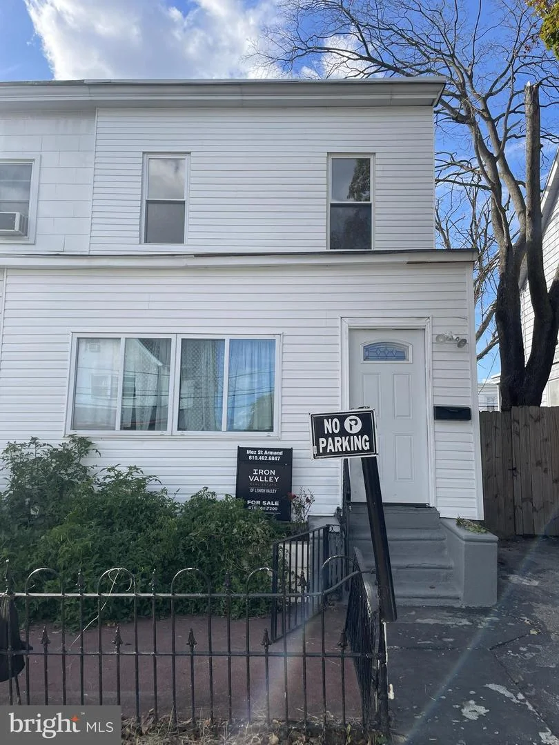 214 S 2nd Street