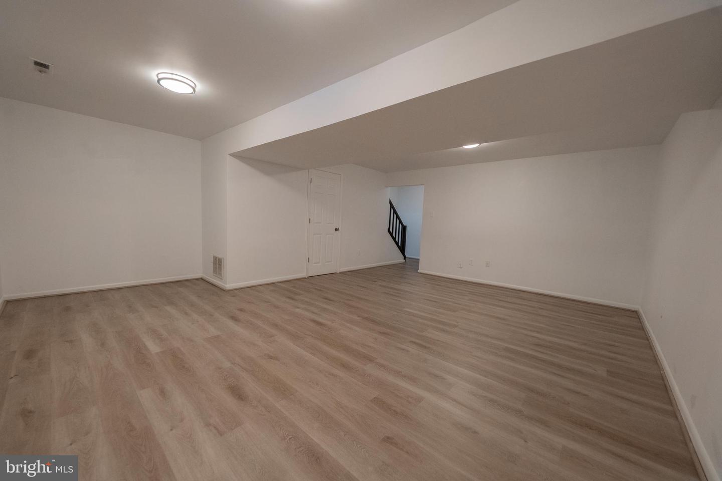 Photo 18 of 22 of 8119 Fenwick Ct townhome