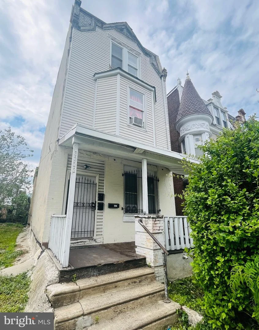 3322 N 17th Street