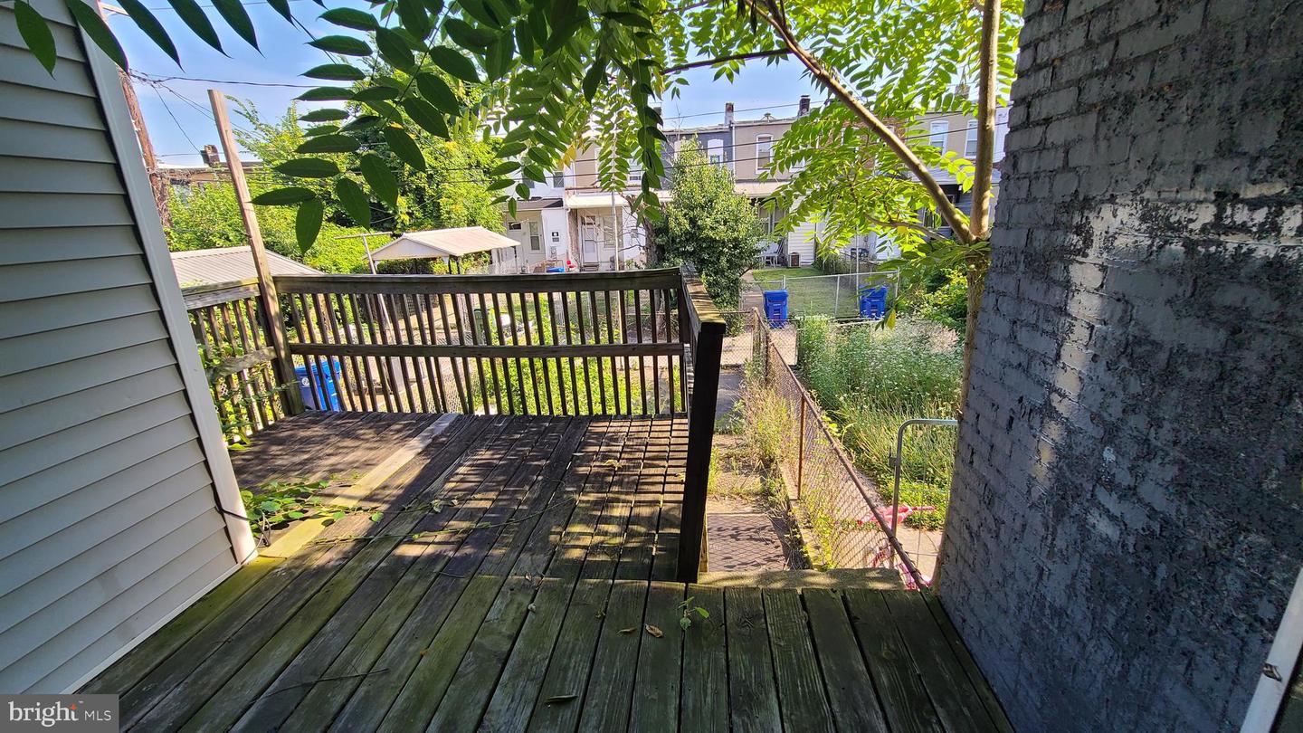 Photo 7 of 55 of 2016 Penrose Ave townhome