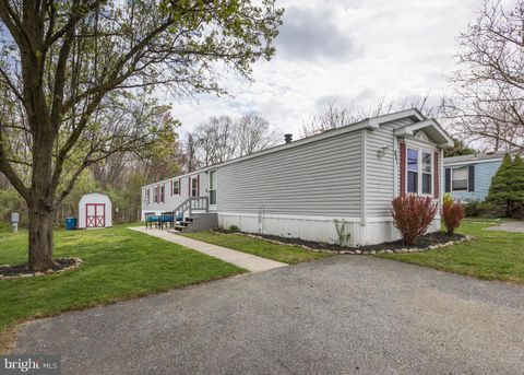 Manufactured Home in Bear DE 841 Trophy WAY.jpg