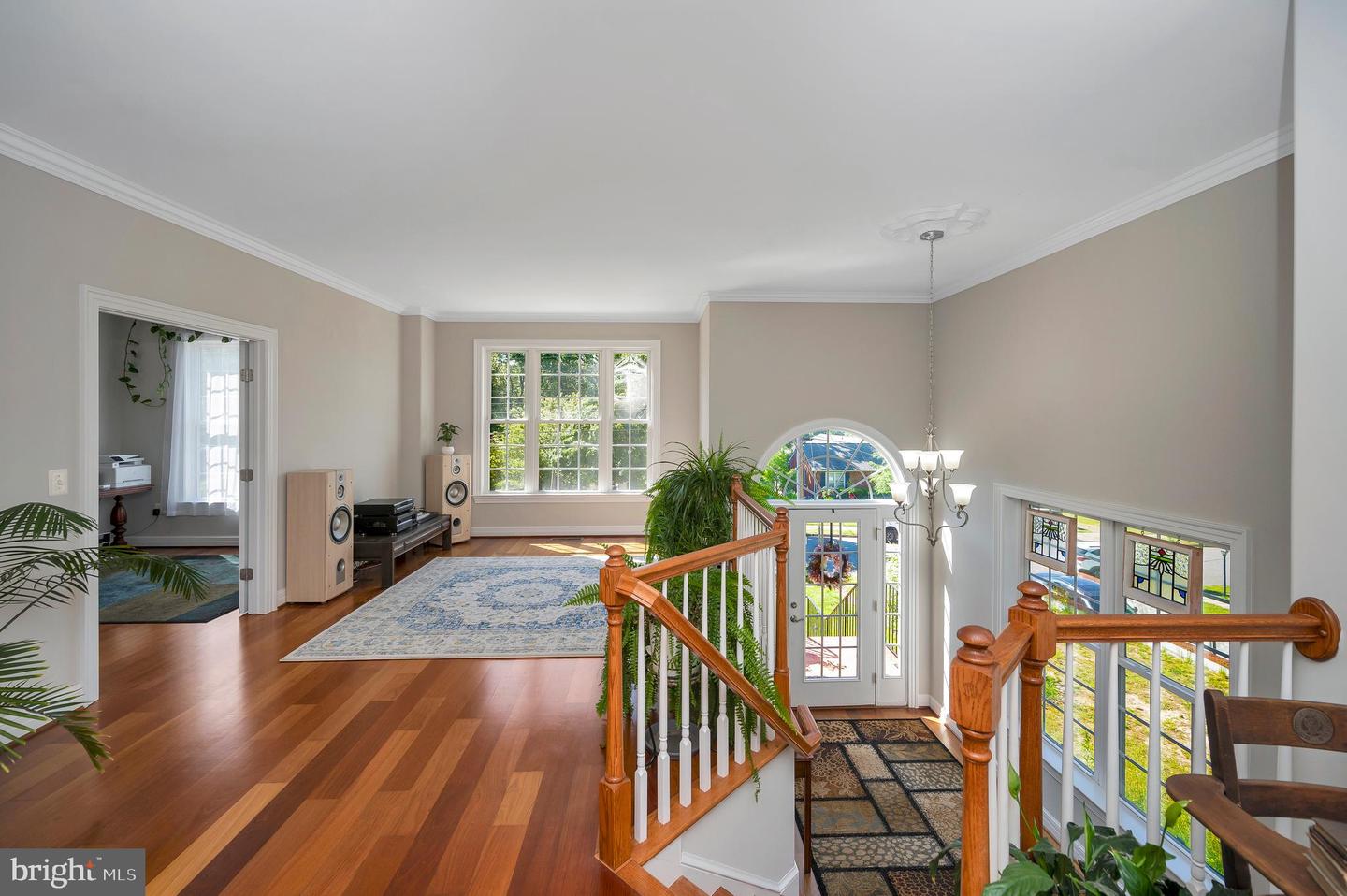 Photo 6 of 41 of 1413 Payne St house
