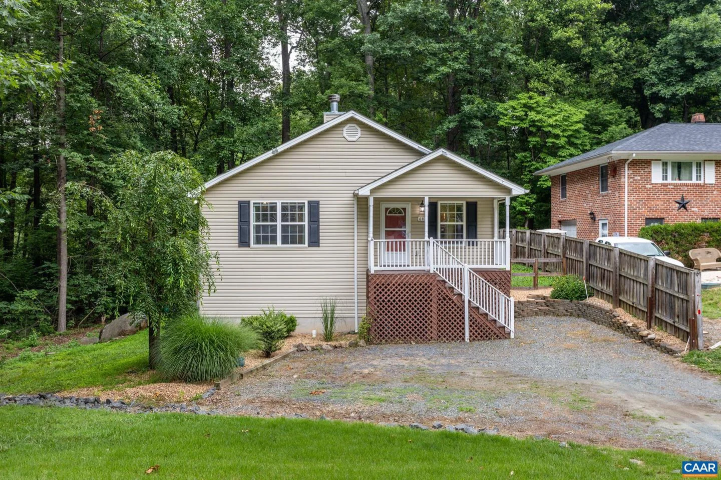 64 Ferndale Dr Dr