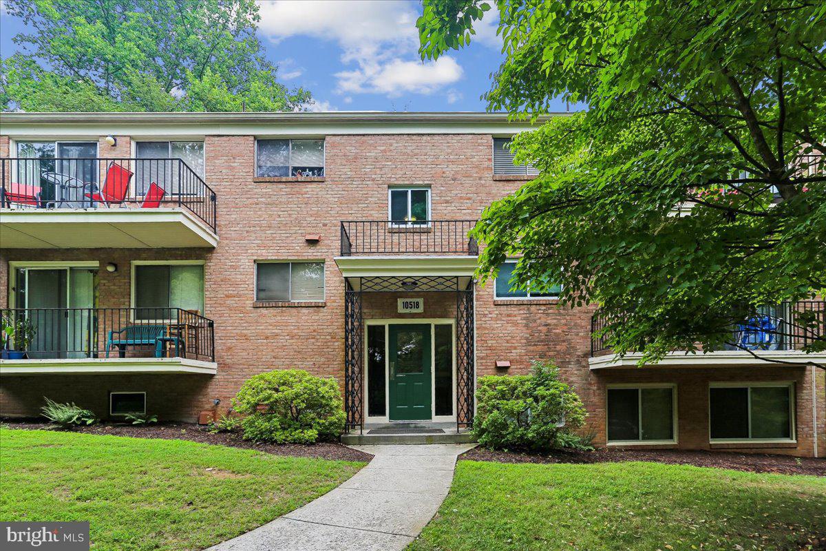 10518 Weymouth Street Unit 102, Bethesda, MD, 20814