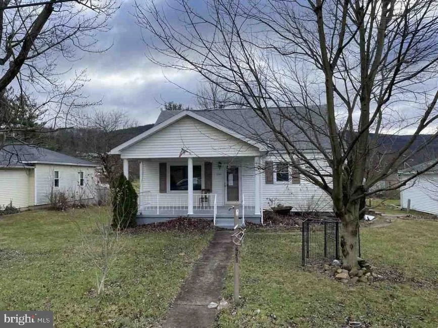 230 Woodstock Avenue, Hopwood, PA, 15445