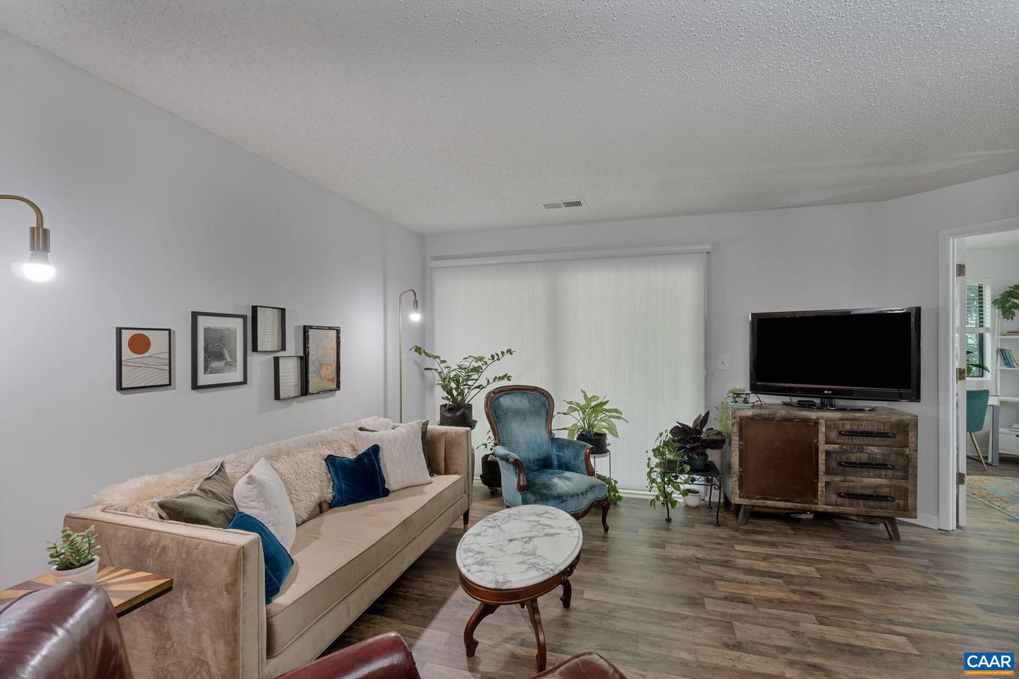 Photo 9 of 29 of 117 Turtle Creek Rd #6 condo