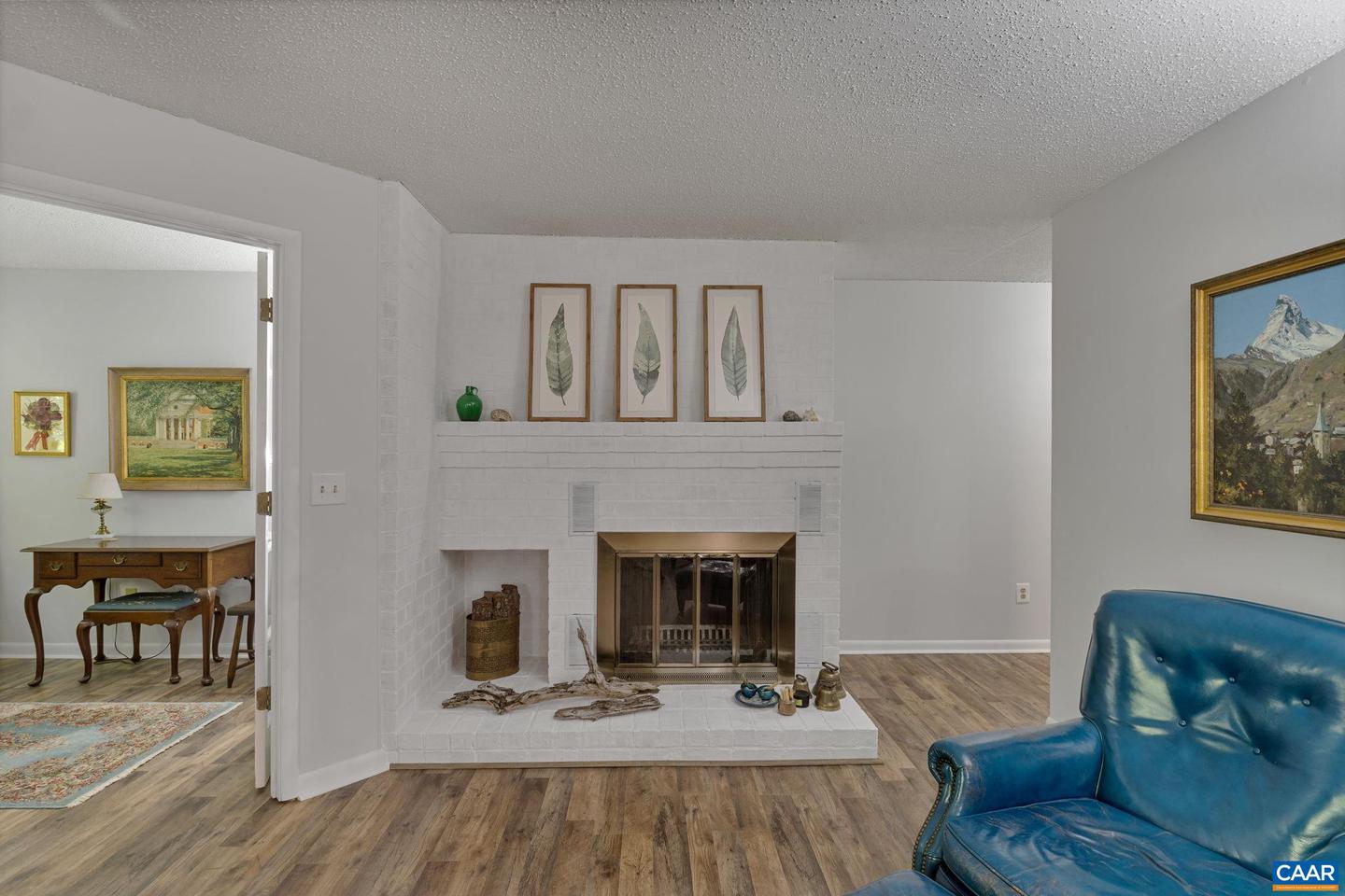 Photo 7 of 29 of 117 Turtle Creek Rd #6 condo
