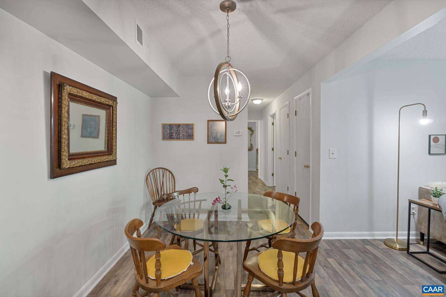 Photo 5 of 29 of 117 Turtle Creek Rd #6 condo