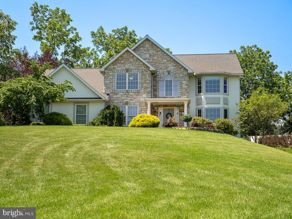 Photo 1 of 57 of 101 Fox Hill Dr house