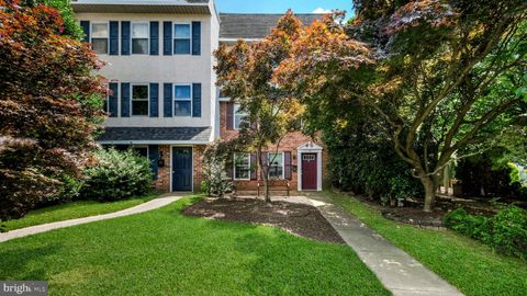 Townhouse in Ridley Park PA 12 Sellers AVENUE.jpg