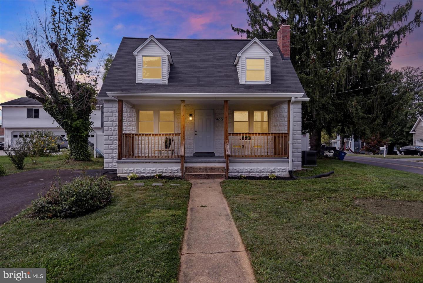 Photo 23 of 23 of 500 Locust Ave house