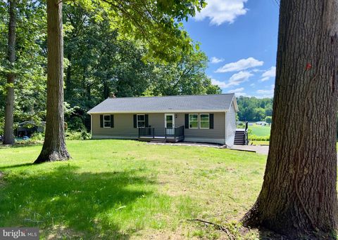 Single Family Residence in Honey Brook PA 124 Engletown ROAD.jpg