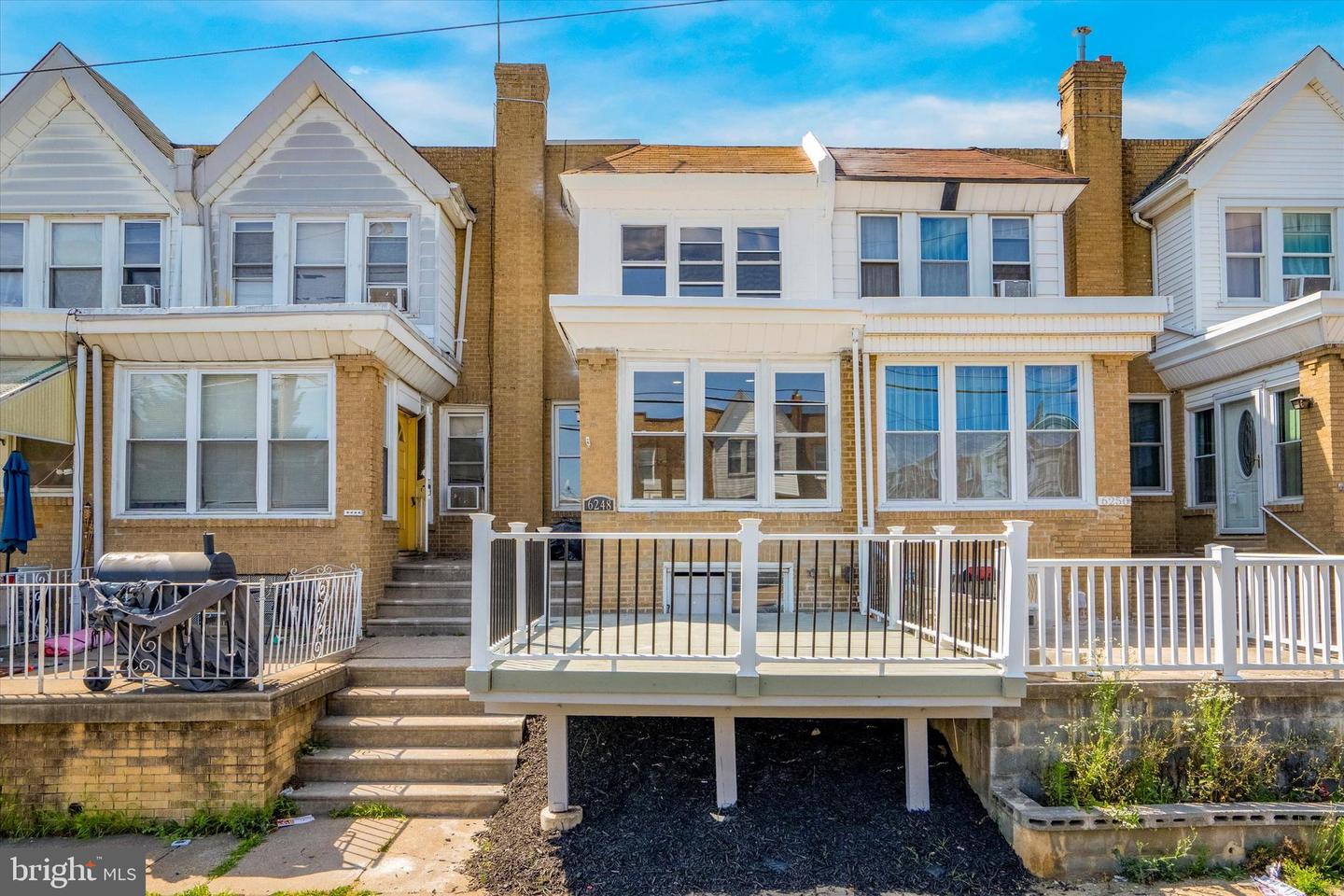 View Philadelphia, PA 19149 townhome