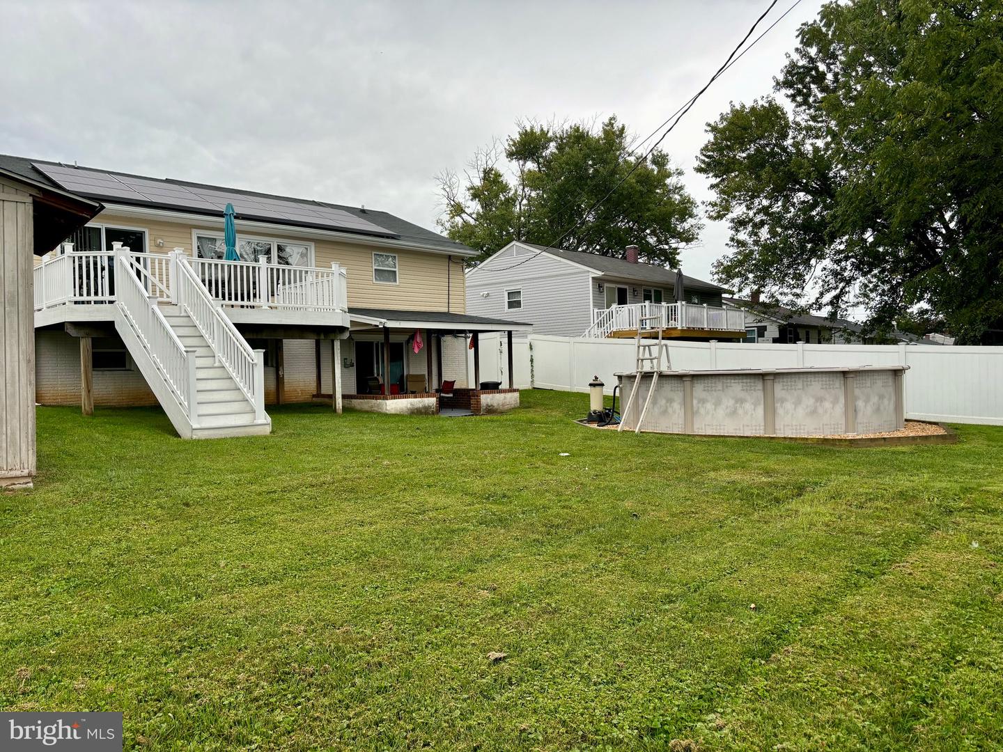 Photo 9 of 29 of 324 Bryanstone Rd house