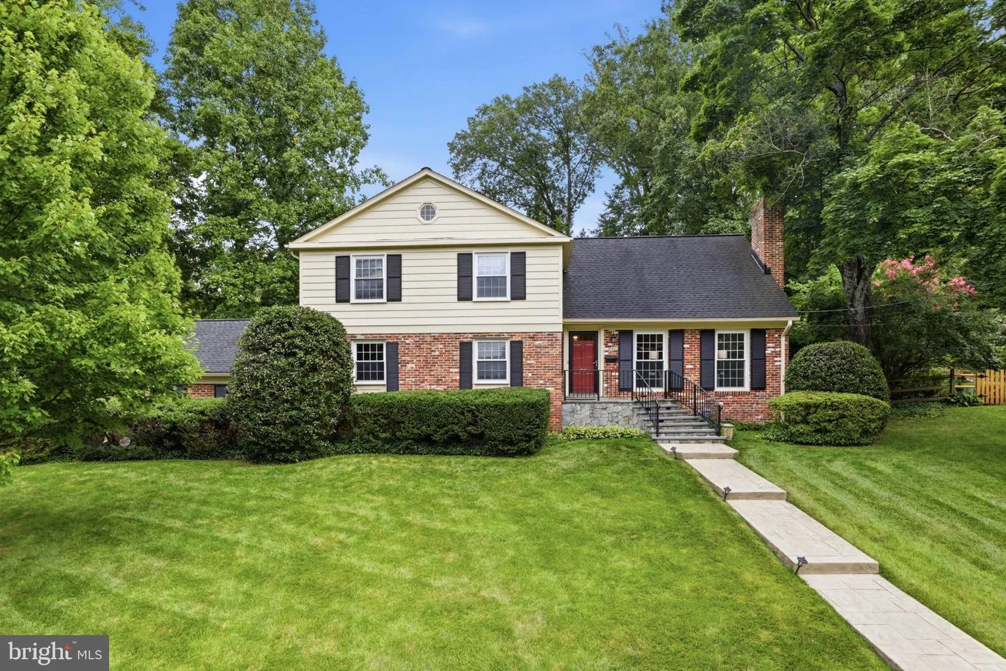 6527 Bay Tree Court