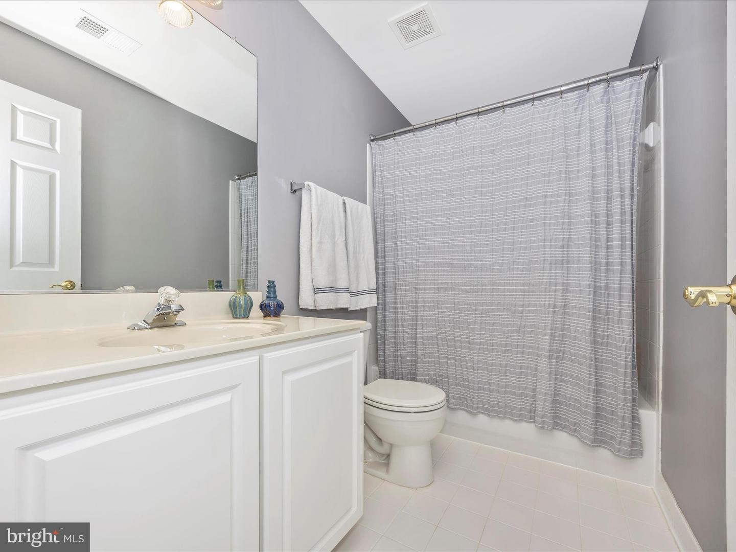 Photo 33 of 64 of 8815 Lew Wallace Rd townhome