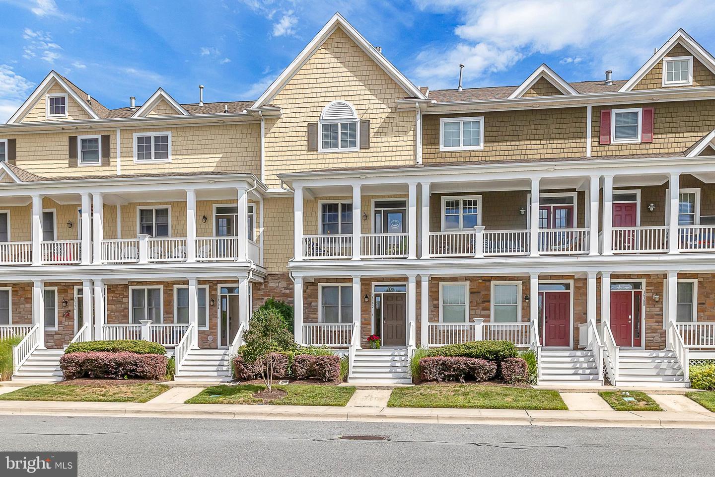 View Selbyville, DE 19975 townhome