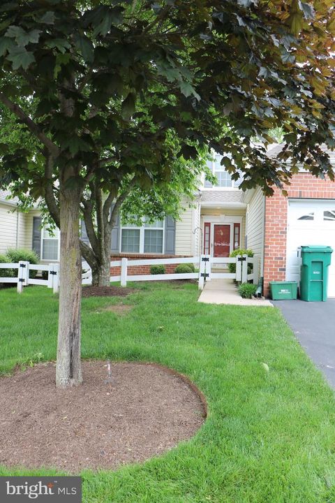 Townhouse in Hatfield PA 145 Wyndham Woods WAY.jpg