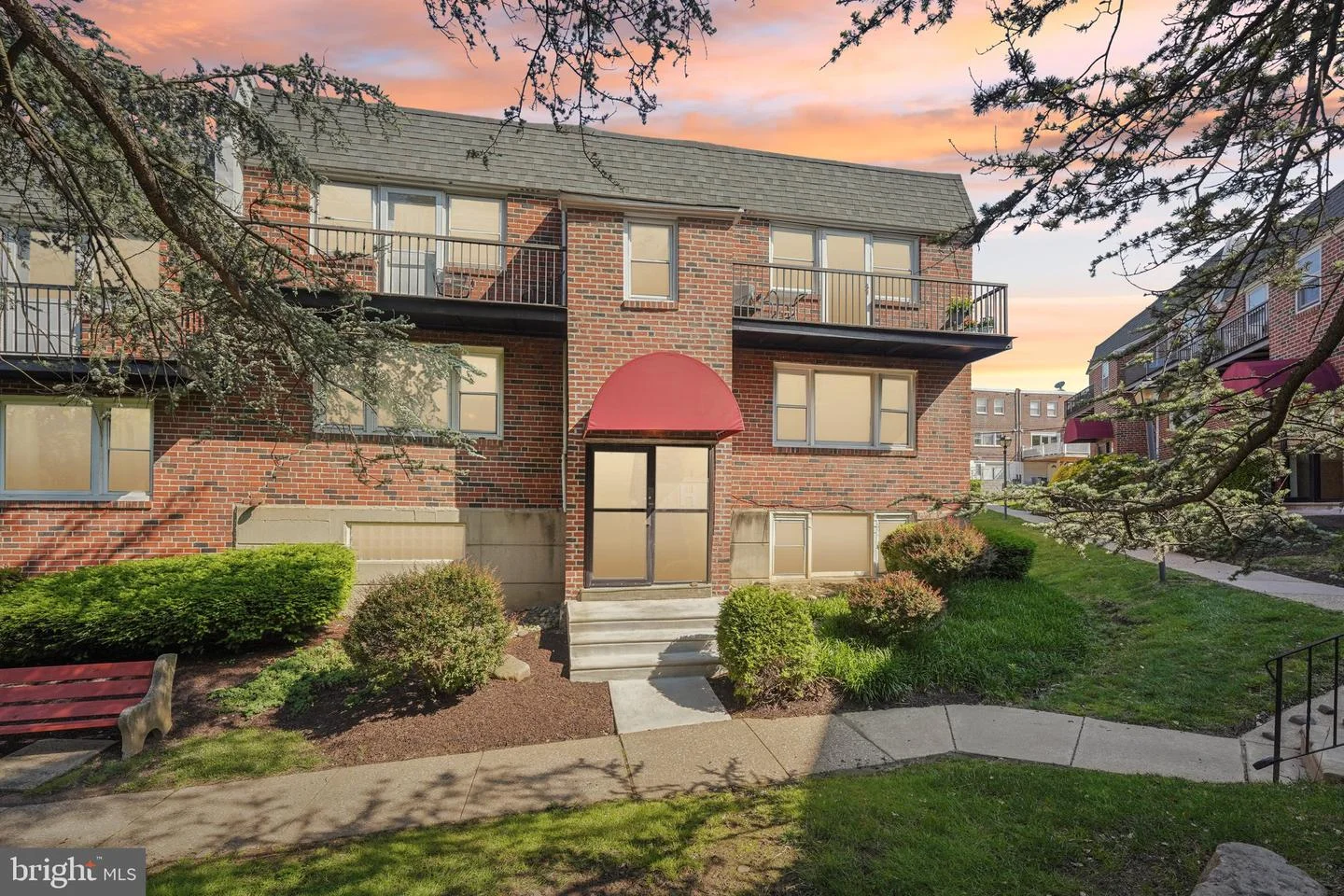 6901 Valley Avenue Unit H2