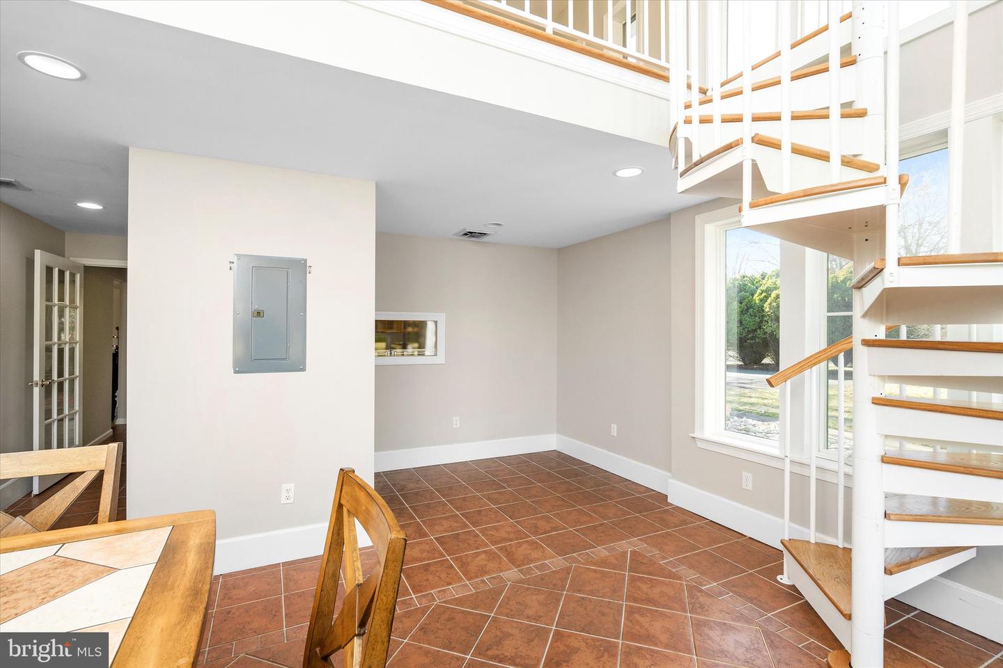 Photo 18 of 46 of 14 Slayback Dr house