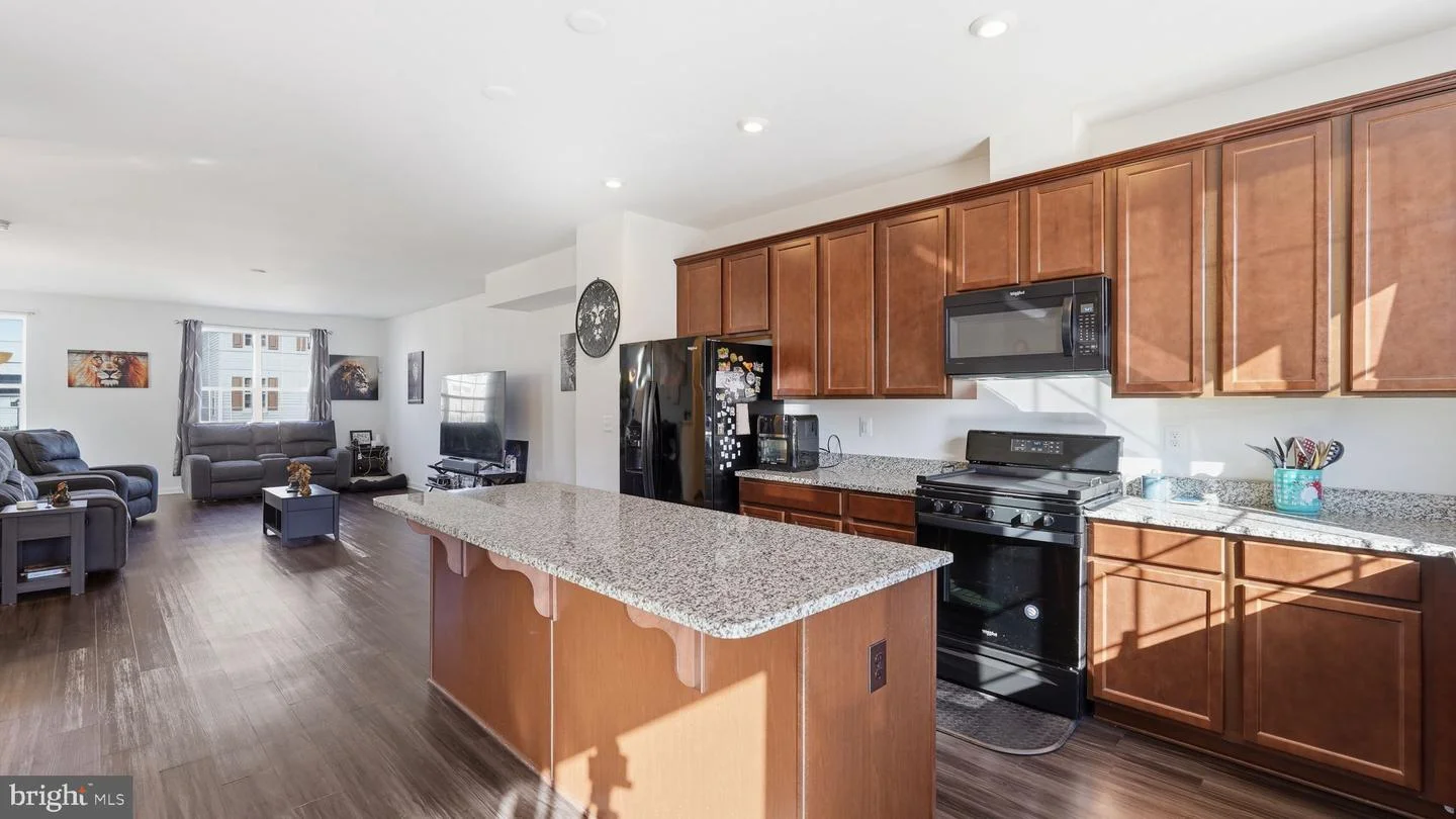 10208 Egret Court