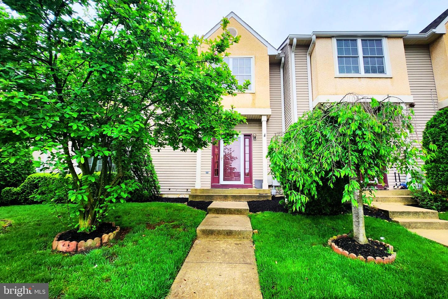 Photo 1 of 12 of 49 Winterberry Ct townhome