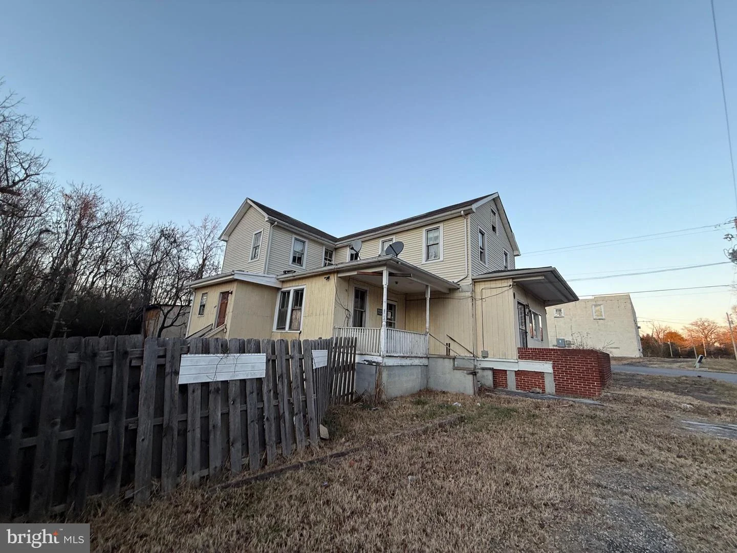 5105 Marbury Road