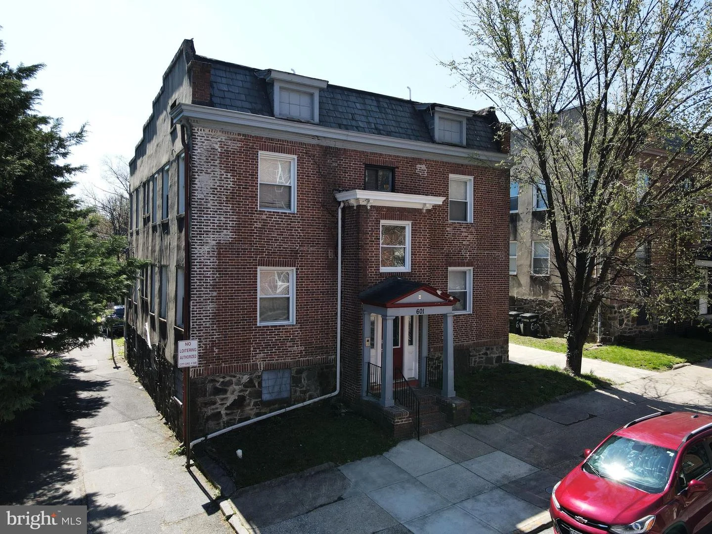 601 Whitelock Street