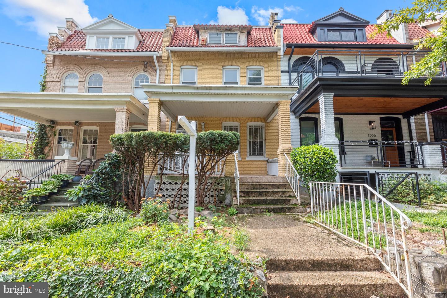 View Washington, DC 20011 townhome