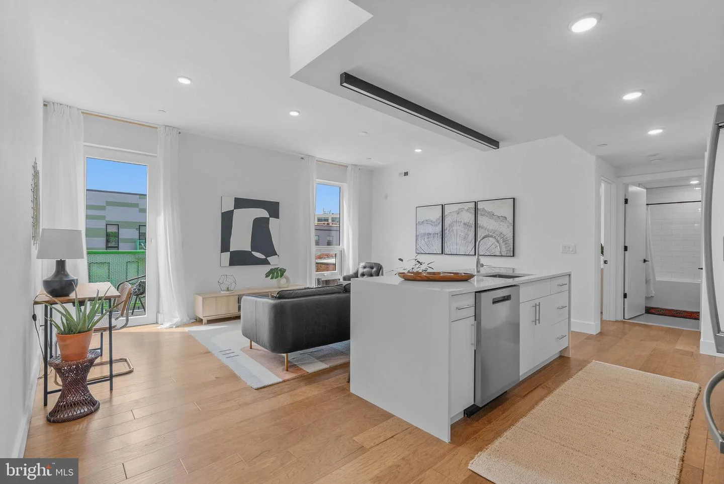 1501 N 31st Street Unit PH13