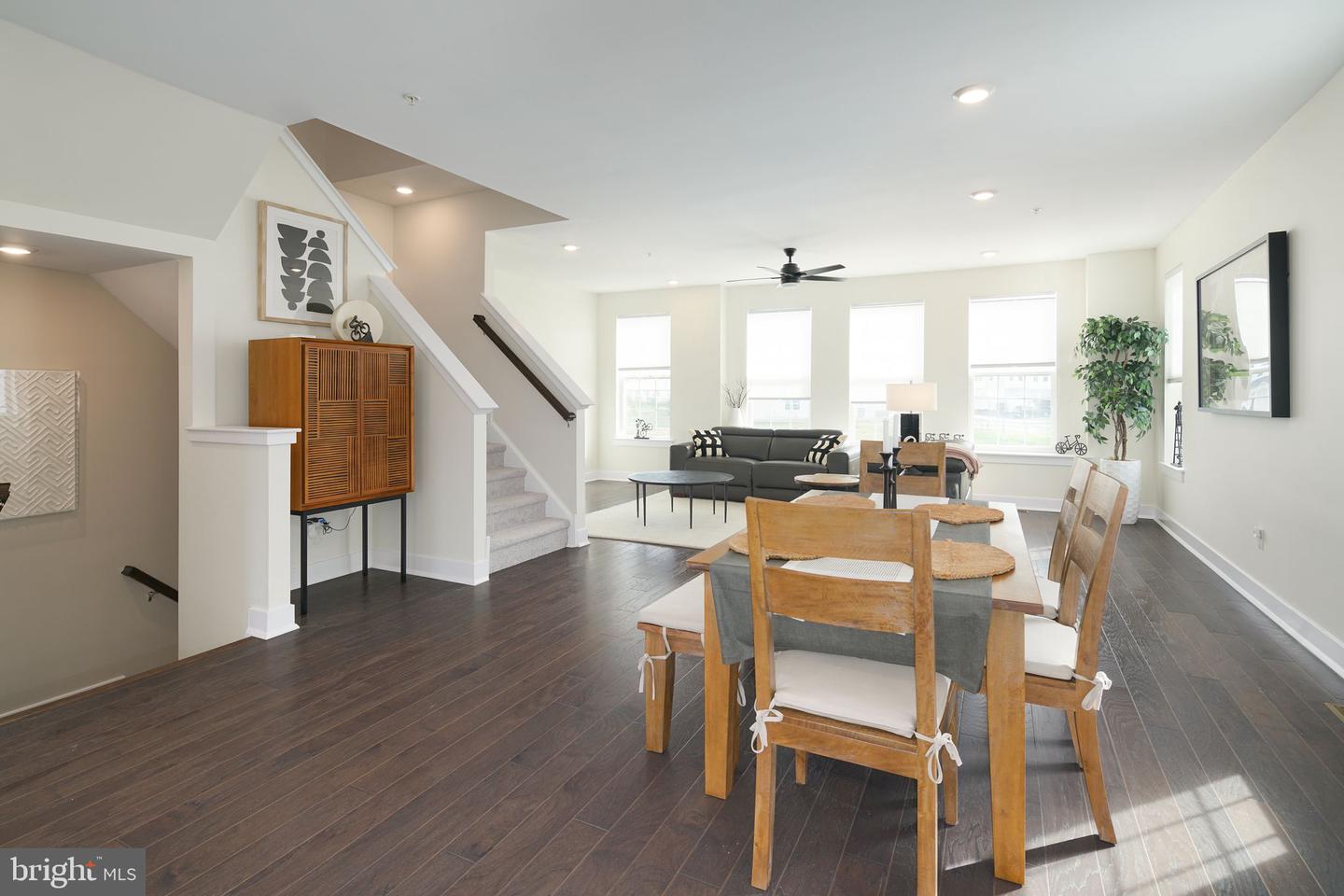 Photo 14 of 51 of 255 Red Leaf Ln townhome