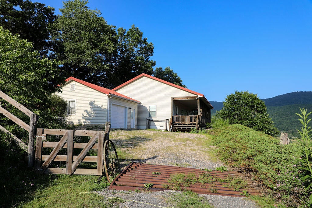 12132 Jackson River Rd