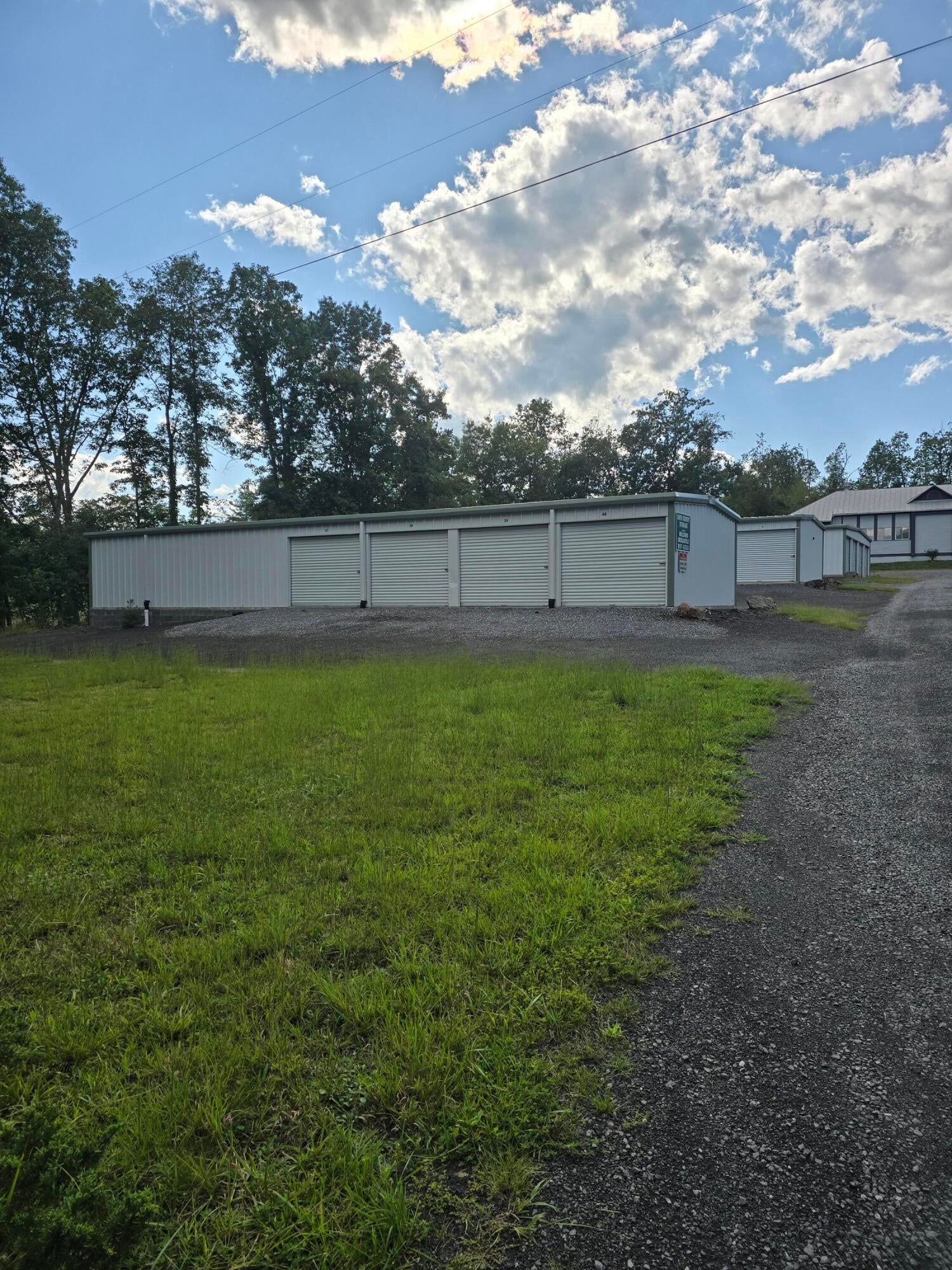 1633 TC Walker Rd