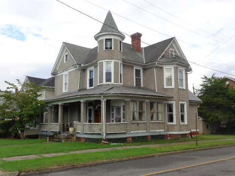 Photo for 201 E Prospect St