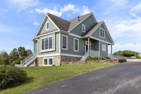 Photo for 90 Spring Ridge Ln