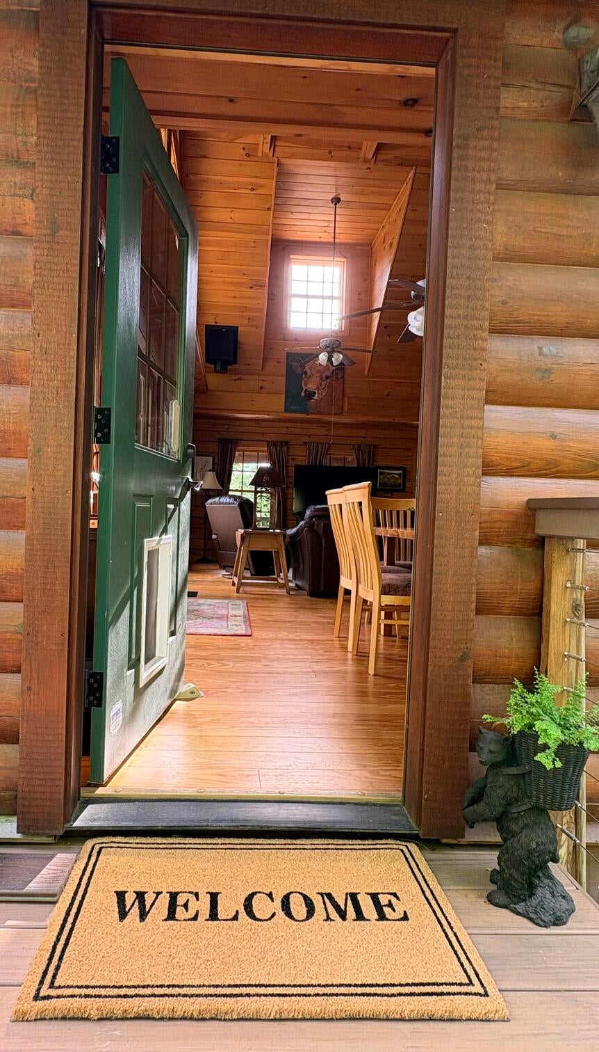 273 Caddis Ln