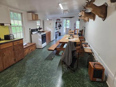 2083 Dry Run Rd