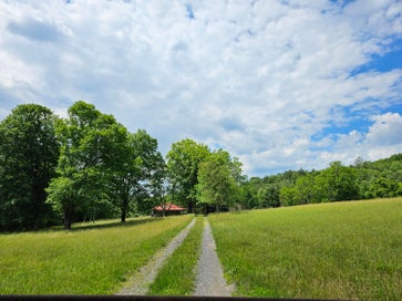 2105 Coles Mountain Rd Hot Springs VA 24445