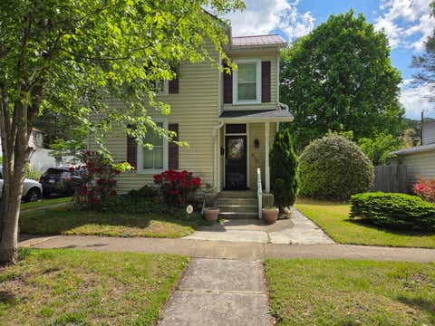Photo for 820 McCormick Blvd