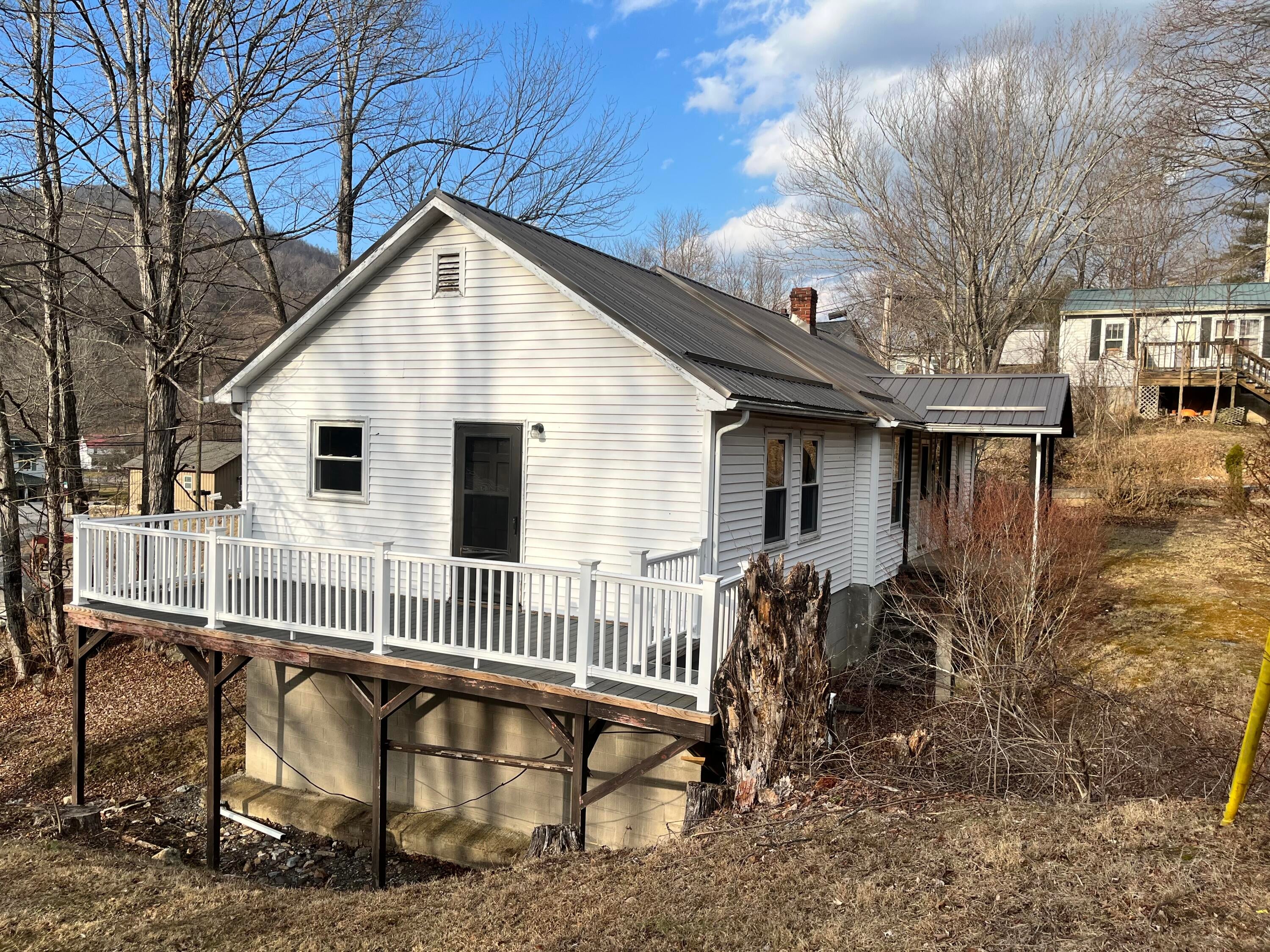 48 Incubator Hollow Rd