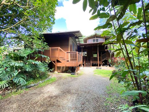 Photo of 14-3527 Hawaii Rd, Pahoa, HI 96778 (MLS # 717748) Photo of 14-3527 Hawaii Rd, Pahoa, HI 96778 (MLS # 717748)